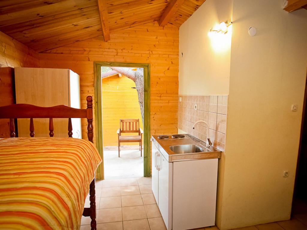 Bungalows Starine Tribunj Tribunj  Ngoại thất bức ảnh